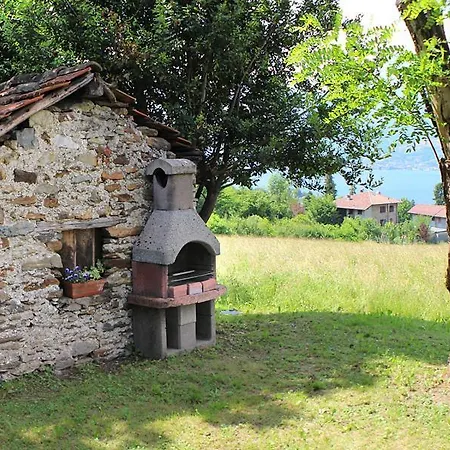 Rustico Martina Naturstein-ferienhaus Colico